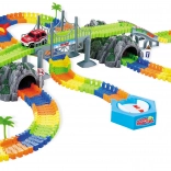 Fleksibilna dirkalna proga z dvema tuneloma in 2 avtomobiloma