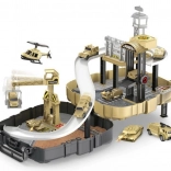 Vojaška postaja z 2 avtomobilčkoma v nahrbtniku