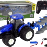 RC traktor 1:24 s kovinsko karoserijo in plugom – moder