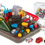 Interaktivna dirkalna steza z ovirami za avtomobile s svetlobnimi učinki in zvoki