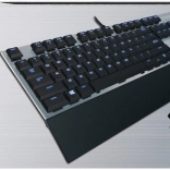 Mehanska gaming tipkovnica HORI Edge 201