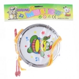 otroški boben z palicami in trakom