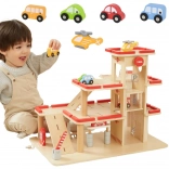 Lesene parkirne garaže z dvigalom in vozili VIGA