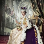 Sestavljanka EuroGraphics Kraljica Elizabeta II 1000 koščkov