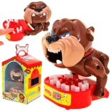 Namizna igra grizeči pes – reakcijska in zabavna družinska igra