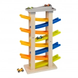 Dirkalna steza s parkiriščem XL