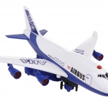 Letalski simulator s pravim zvokom in lučmi