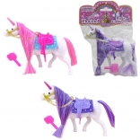 Enorog s čopičem in sedlom