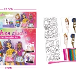 Oblikovalski portfolio z modeli in predlogami