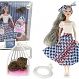 Punčka EMILY s sivimi lasmi z muckom in gugalnico