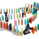 Barvito leseno domino – spretnostna in logična gradbena igra za otroke