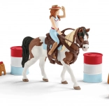 Schleich Horse Club – Hannahin zahodni jahalni komplet – barrel racing set