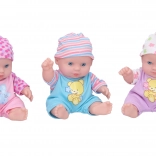 Prisrčen dojenček s kapico