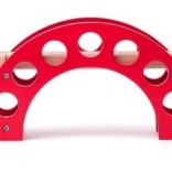 Leseni most z rdečim lokom za vlakce