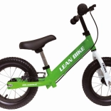 Otroški poganjalec CROWN zelen z napihljivimi kolesi