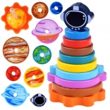 Lesena sestavljanka s prostorom kot motivom